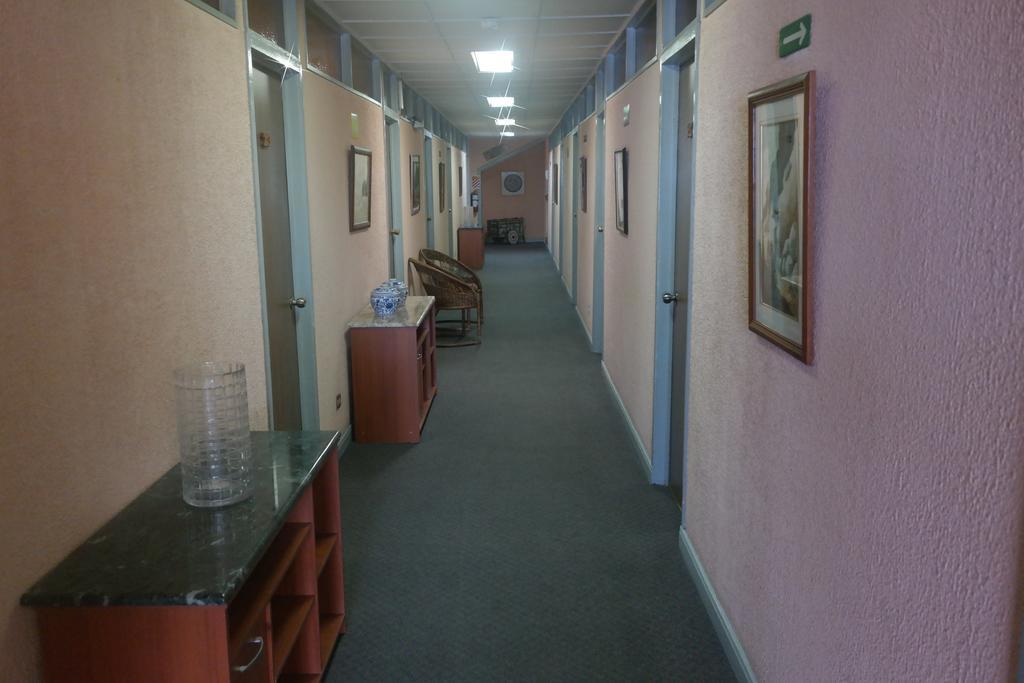 Hotel Vesuvio Сан Хосе Екстериор снимка