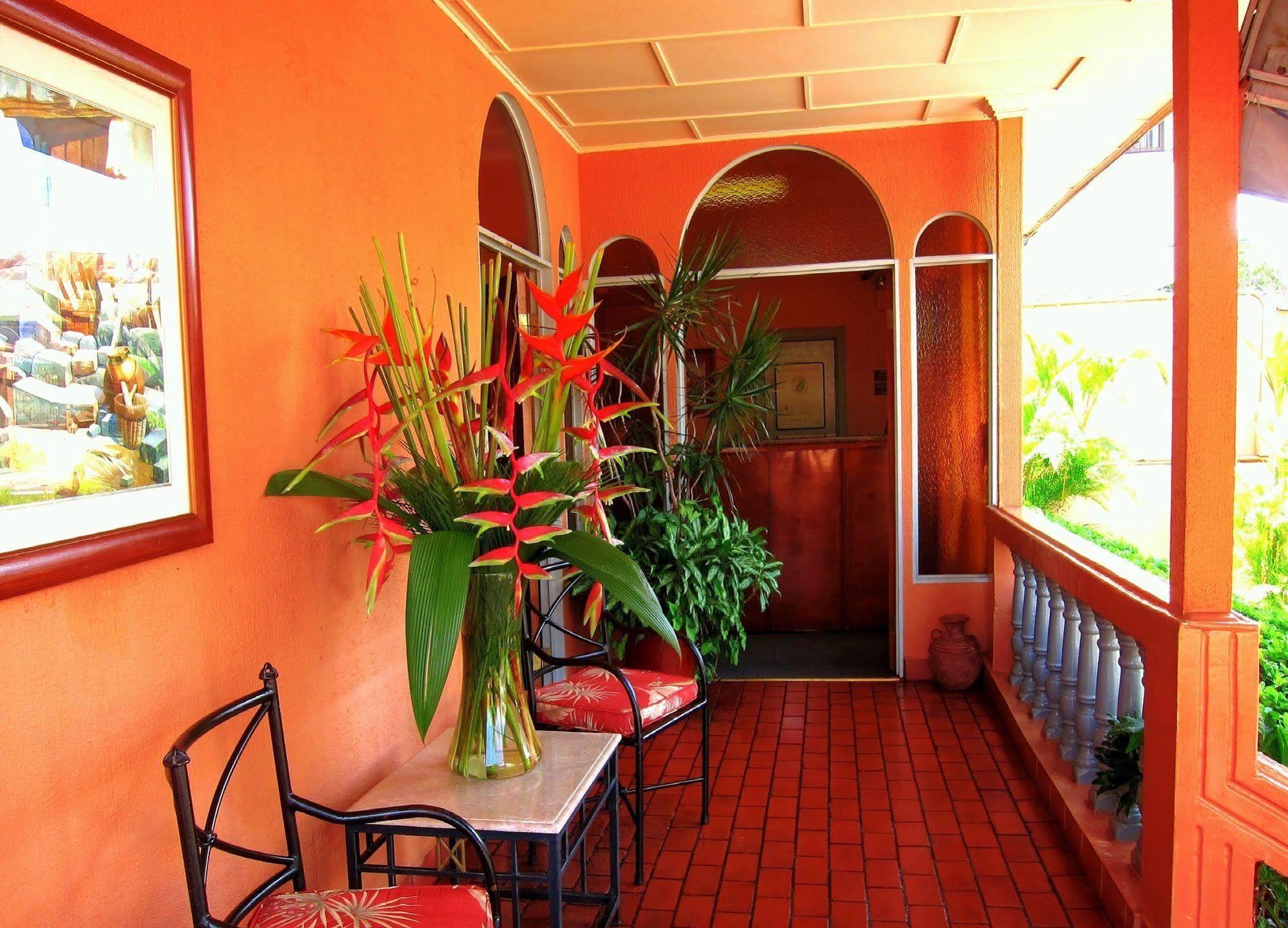 Hotel Vesuvio Сан Хосе Екстериор снимка